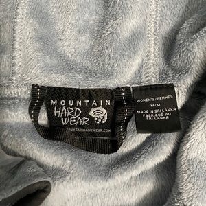 Mountain Hardware medium grey fleece hoodie medium